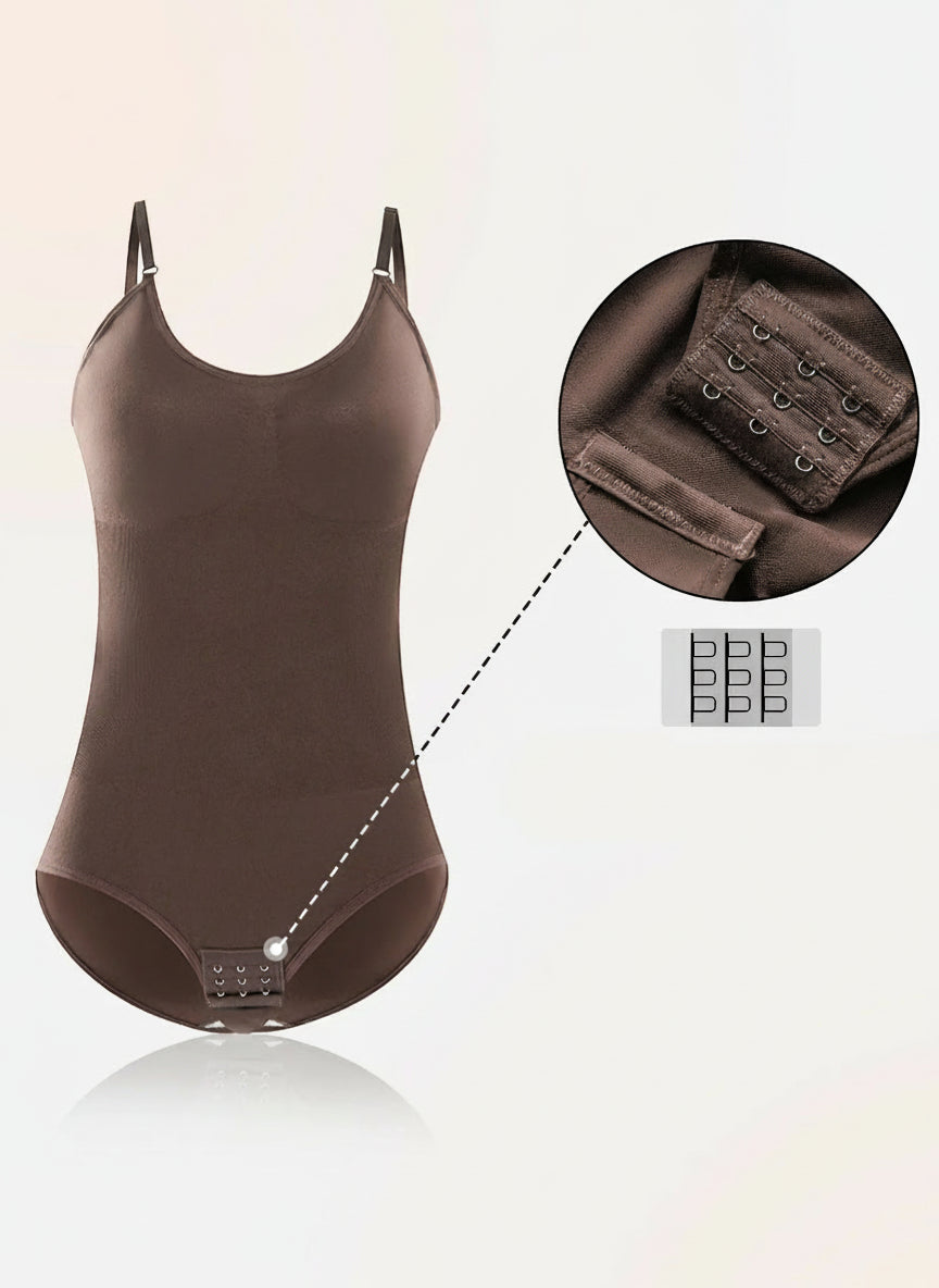 Détail du body sculptant culotte seamless OFFUZA, tissu extensible et sans couture