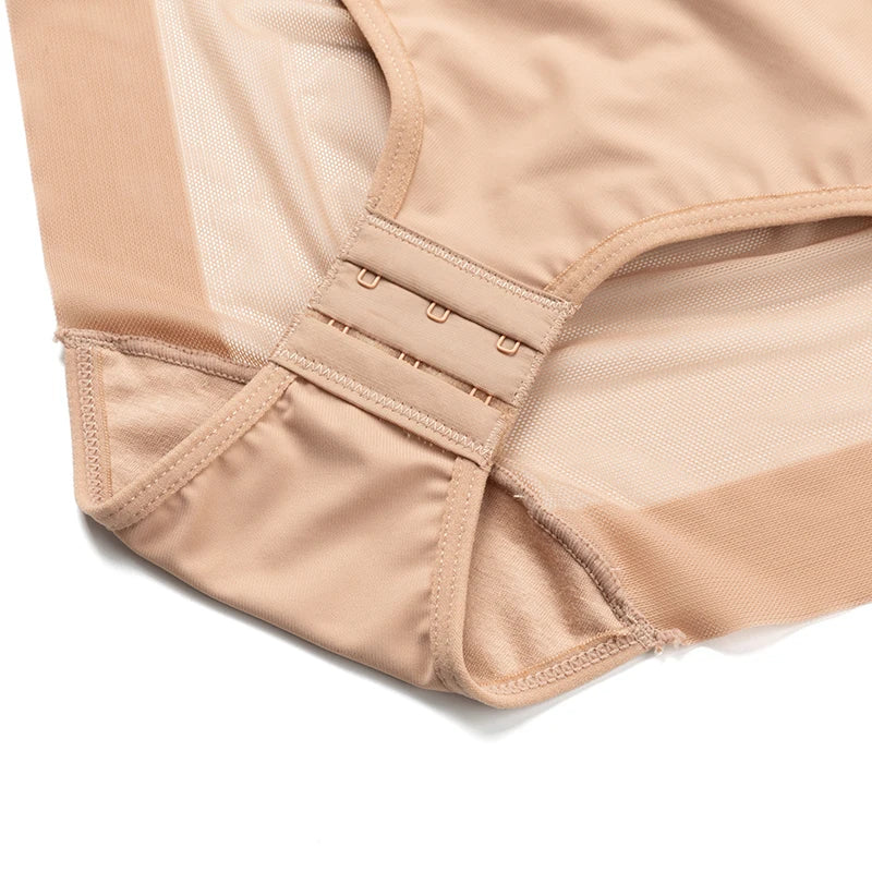 Détail du body sculptant élégance OFFUZA, finition soignée et maintien ciblé