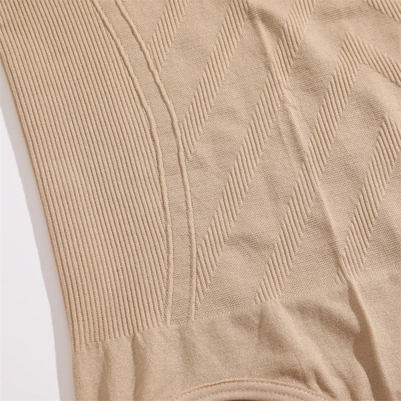 Détail de la structure du tissu de la culotte gainante ventre plat OFFUZA