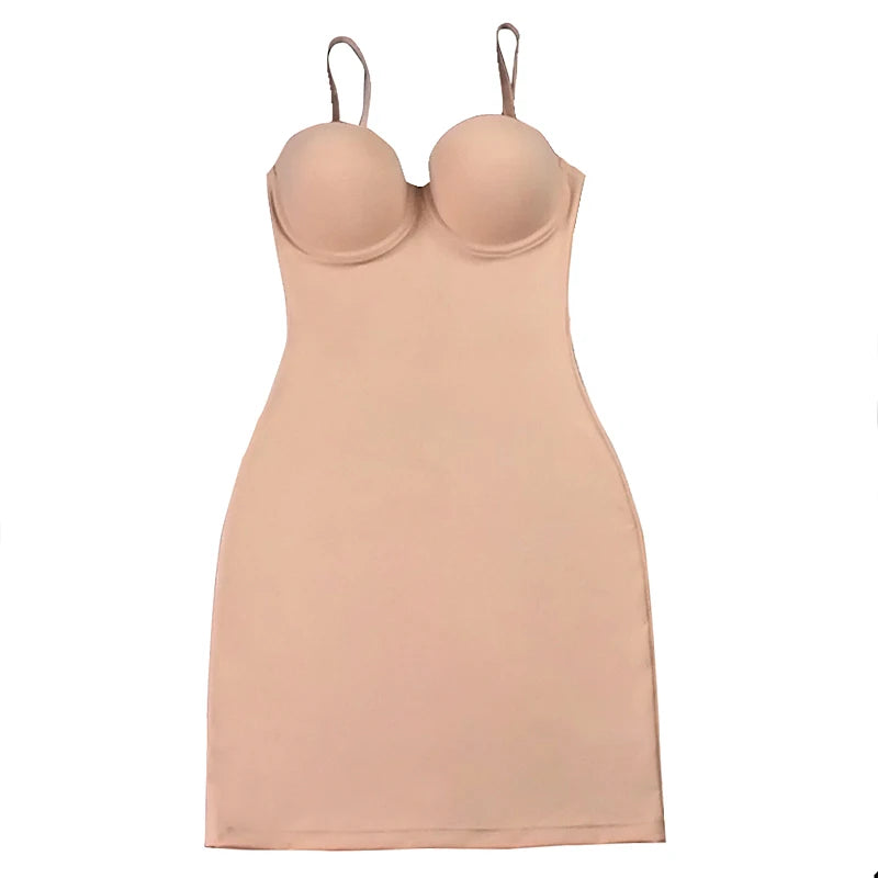 Robe gainante sculptante beige OFFUZA, silhouette affinée et finition élégante